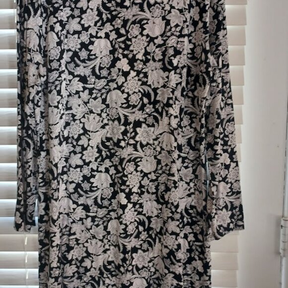 J. Jill Wearever Collection Black White Floral Long Sleeve Stretch Knit Dress L - Picture 6 of 7